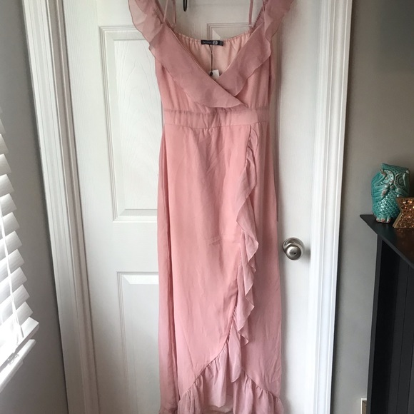 Boohoo Chiffon Maxi Ruffle Dress Blush New - Picture 3 of 8